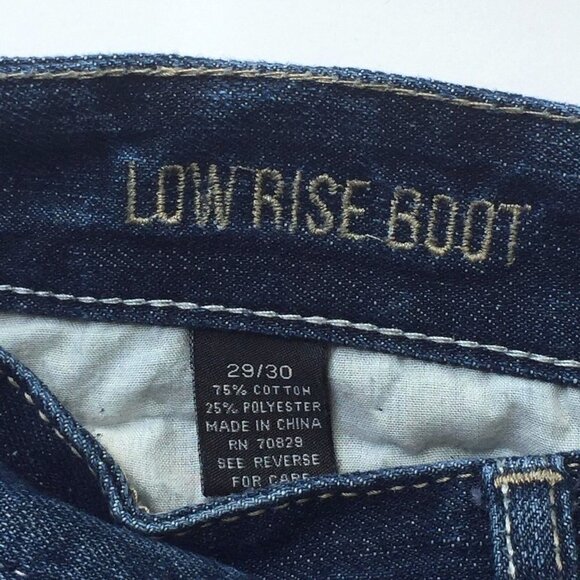 Carbon Women's size 29/30 Low Rise Bootcut Blue Jeans Distressed Medium Wash - Picture 6 of 7